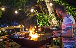 Eten koken boven open vuur