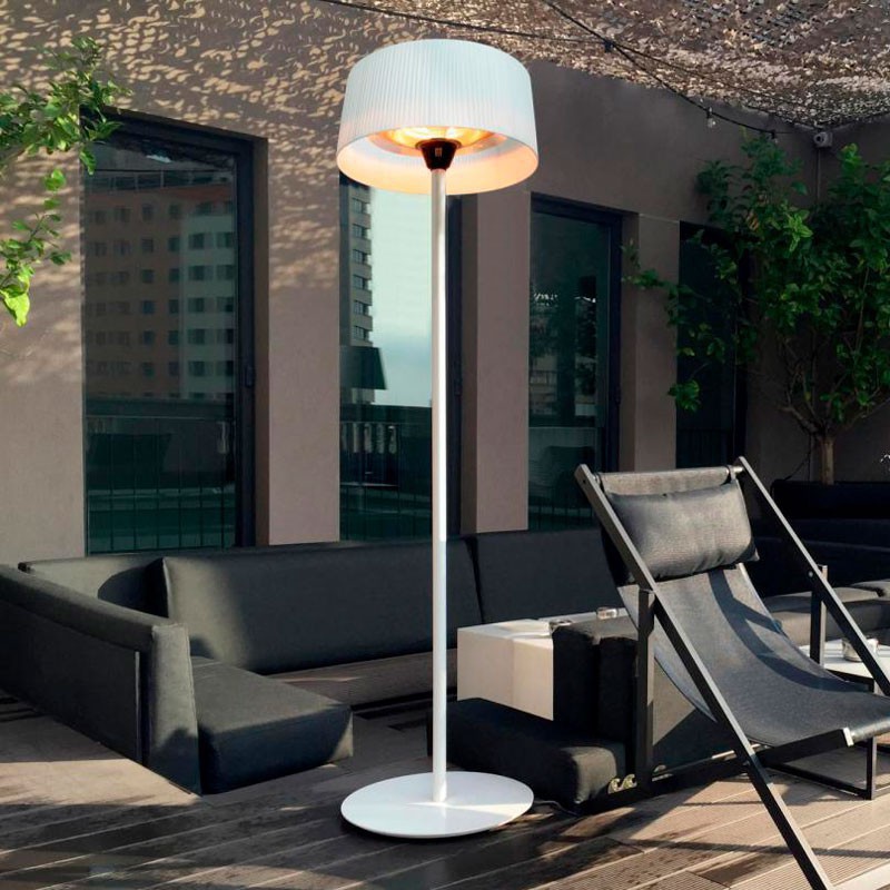 Witte terrasverwarmer