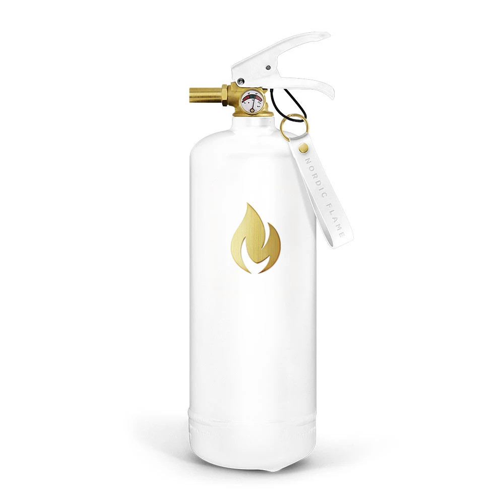Witte brandblusser 2 kg - Gouden embleem Nordic Flame  | Bioethanolhaard-shop.nl | Accessoires voor een bio-ethanol haard