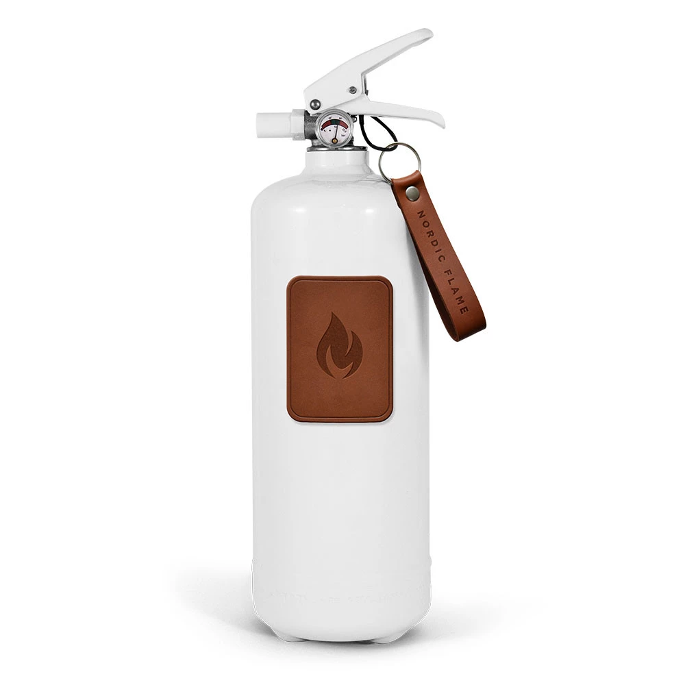 Witte brandblusser 2 kg - Donker leder Nordic Flame  | Bioethanolhaard-shop.nl | Accessoires voor een bio-ethanol haard