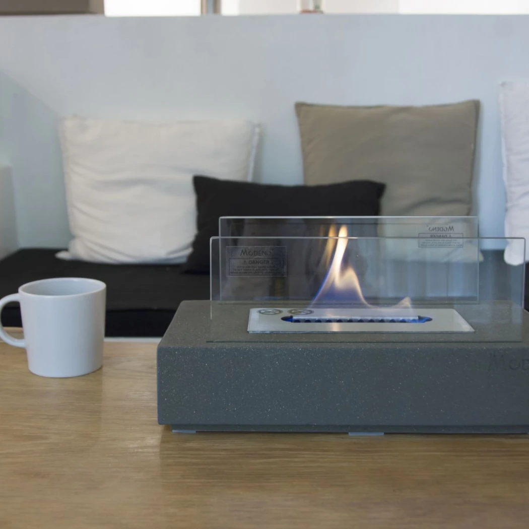 Kira bio-ethanolhaard - compacte tafelhaard van donker beton met glas afbeelding