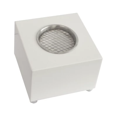 Witte kubus bio-ethanol | bioethanolhaard-shop.nl Kleine en elegante biohaard van staal. Brandtijd 1-2 uur. Maat H:10 x B:15 x D:15 cm.